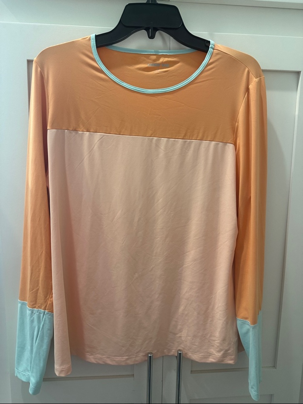 Lands’ End Women’s Large Rash Guard